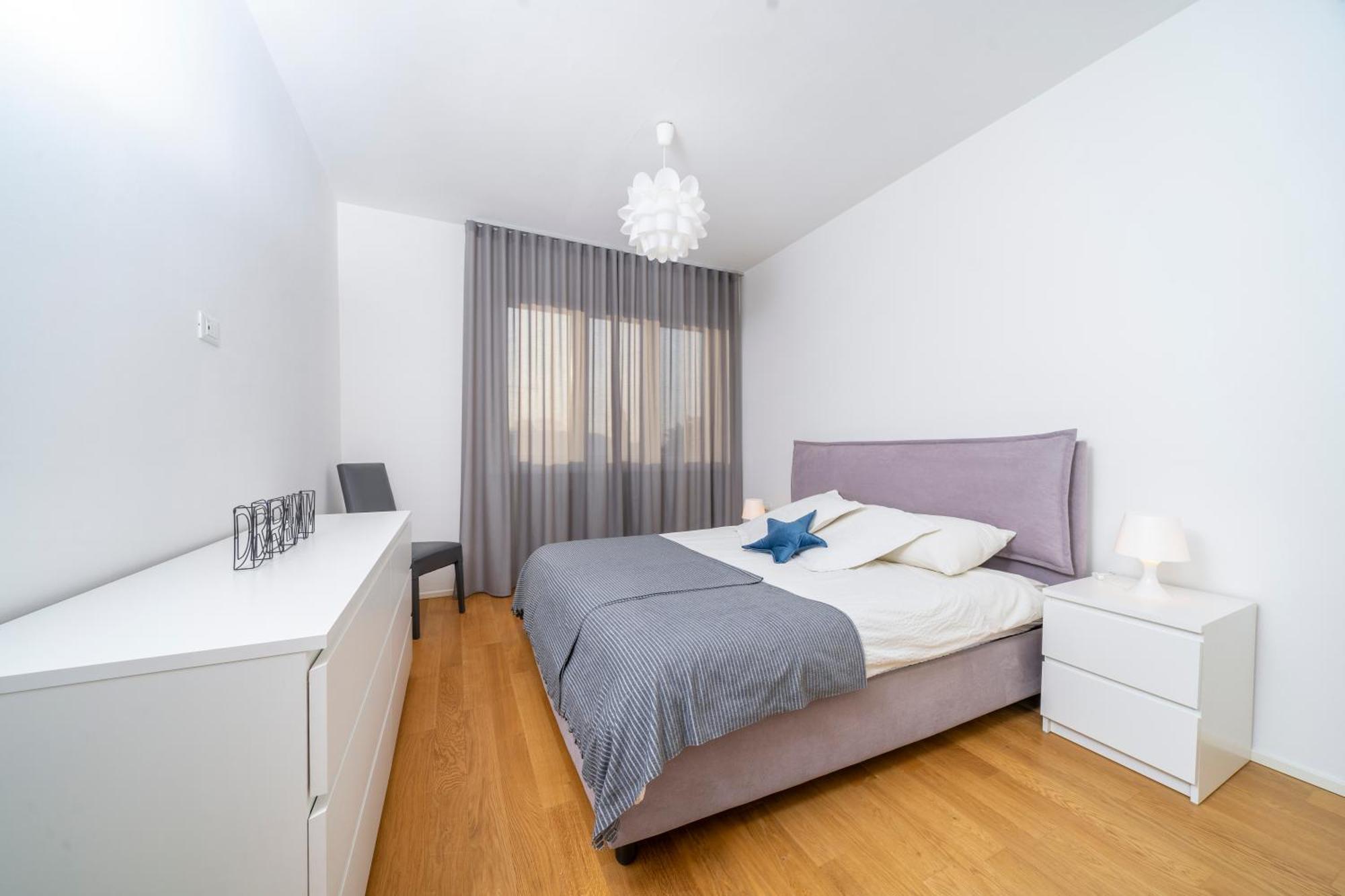 Cozy & Bright Apartment - W/ Balcony Udine Exteriör bild